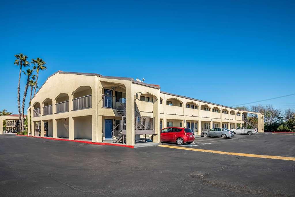 Motel 6-Lodi, Ca מראה חיצוני תמונה