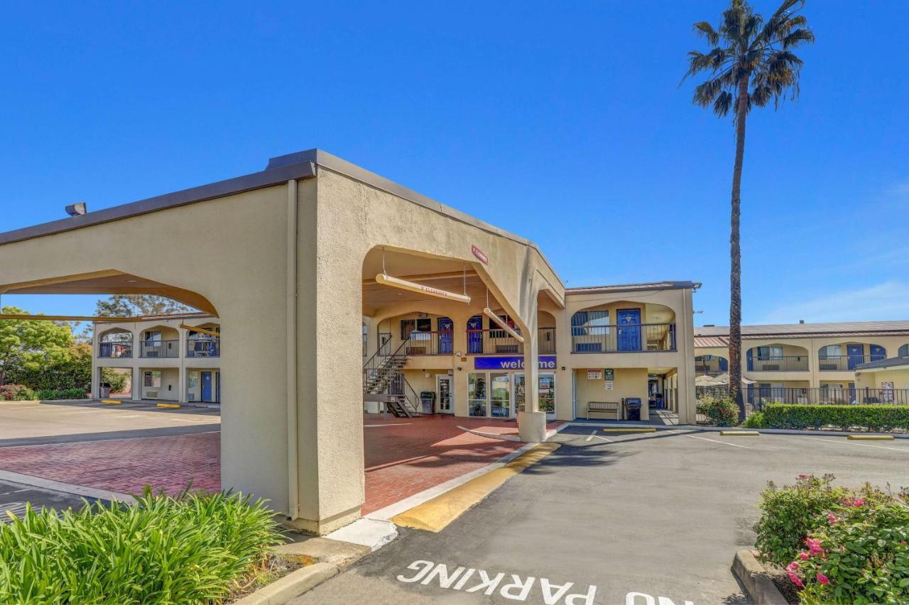 Motel 6-Lodi, Ca מראה חיצוני תמונה